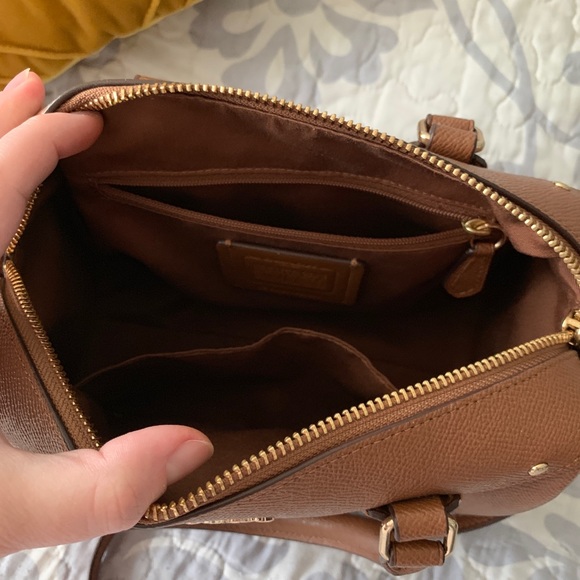 Coach Doctor Bag Crossbody - Picture 4 of 5